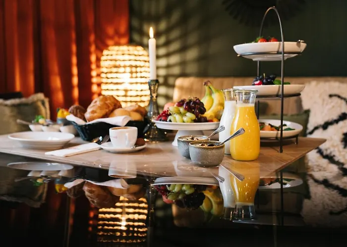 Hotel Am - Gaestezimmer *